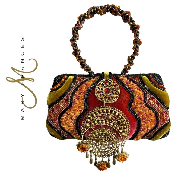 Mary‎ Frances RETIRED Taj Mahal Velvet Hard Shell Jeweled Medallion Handbag - Picture 1 of 5
